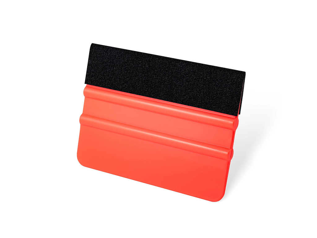 Racletă pentru aplicare folie, autocolant şi stickere, din plastic cu o latură cu pâslă Racletă pentru aplicare folie, autocolant şi stickere, din plastic cu o latură cu pâslă